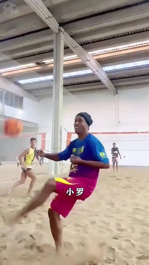 同时通过中