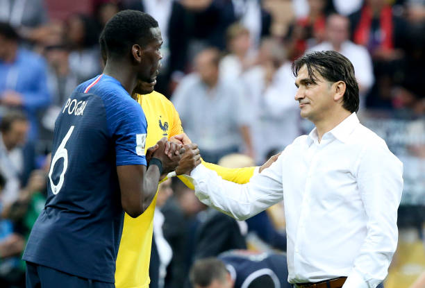 赢得比赛固 赢得比赛固