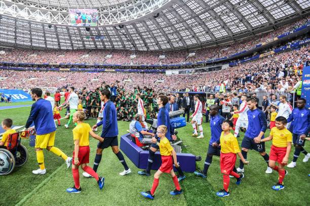 贵的人性光 贵的人性光